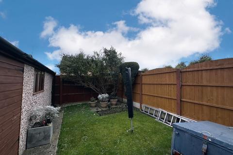 103 Fenton Fields, Rotherham, S61 3SU