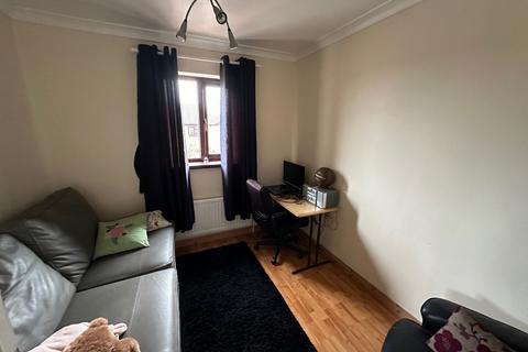 103 Fenton Fields, Rotherham, S61 3SU