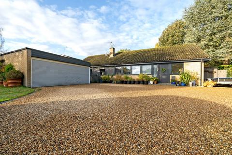 4 bedroom detached bungalow for sale, Eleanor Place, Bury St. Edmunds IP31