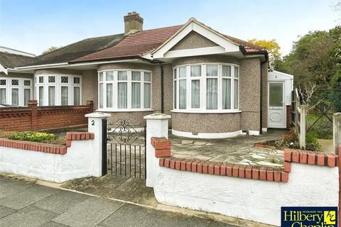 2 bedroom bungalow for sale, Randall Drive, Hornchurch, RM12