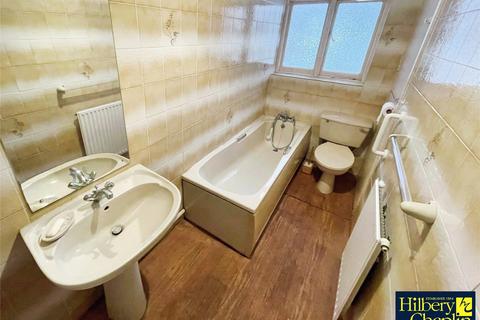 2 Randall Drive, Hornchurch, RM12 6SX