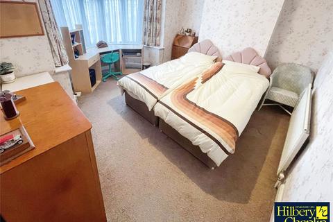 2 Randall Drive, Hornchurch, RM12 6SX