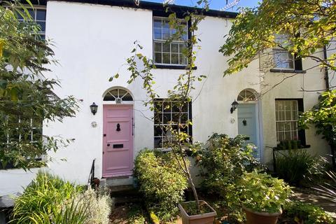 2 bedroom terraced house for sale, Military Road, Rye, East Sussex TN31 7NX