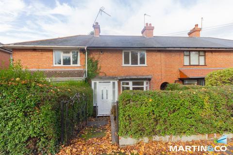 3 bedroom terraced house to rent, Honiton Crescent, Northfield, B31