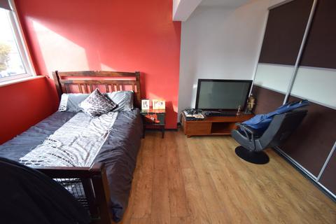 2 bedroom terraced house for sale, Back Cavendish Road, Bradford BD10