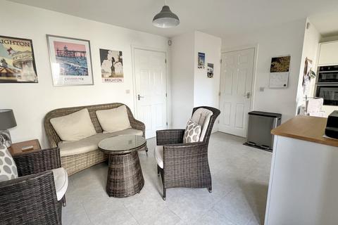 19 Pheasant Drive, Trowbridge, BA14 7FW