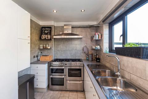 48 Matfield Road, Belvedere, DA17 6LT