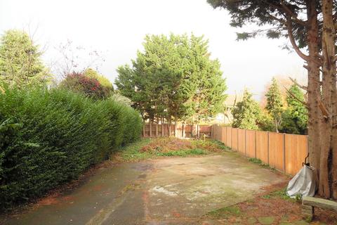 Property to rent, Twickenham TW2