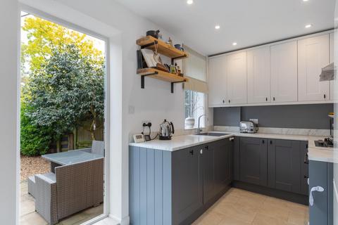 115 Cuckoo Avenue, London, W7 1BW