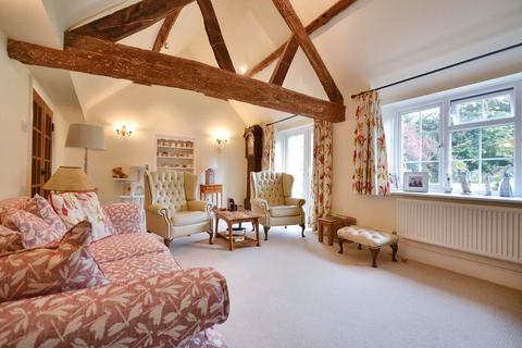 4 bedroom detached house for sale, High Street, Kemerton, Gloucestershire