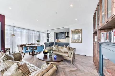 3 bedroom apartment to rent, Merino Gardens, London E1W