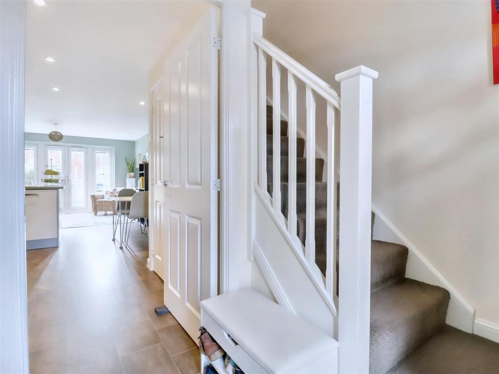 Holly Blue Mews, Norwich NR8 3 bed semidetached house for sale £260,000