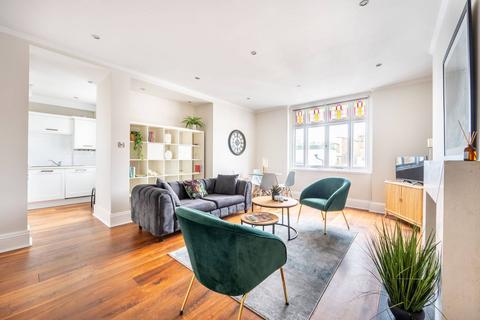 3 bedroom flat for sale, Moscow Road, Notting Hill, London, W2