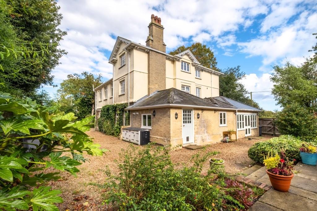 Hacheston Lodge - Main-6