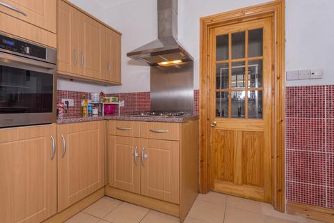 2 bedroom ground floor flat for sale, Ground Floor Flat , 65 Connaught Avenue