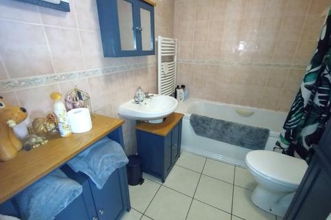 2 The Views, Newchapel, Stoke-on-trent, ST7 4PY