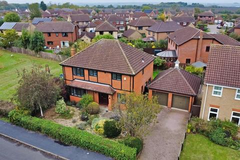 4 bedroom detached house for sale, Brampton Road, Huntingdon PE28