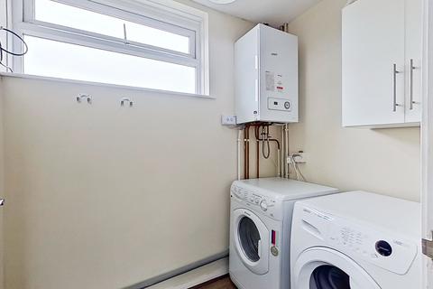8 Camden Close, Birmingham, B36 9BY