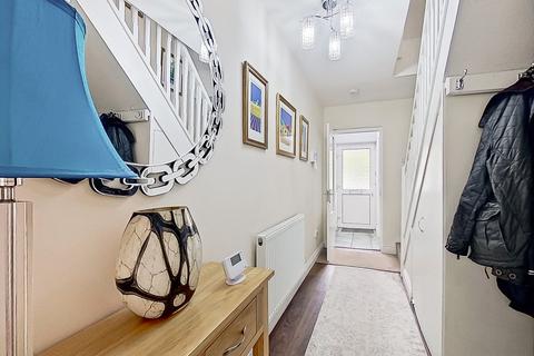 8 Camden Close, Birmingham, B36 9BY