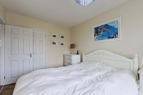 8 Camden Close, Birmingham, B36 9BY