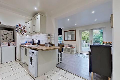 221 Coles Lane, Sutton Coldfield, B72 1NS