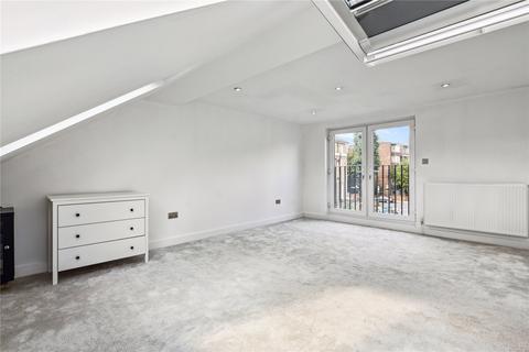 4 bedroom end of terrace house to rent, Abdale Road, London