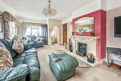 4 bedroom detached house for sale, Sturmer Road, New England, Halstead