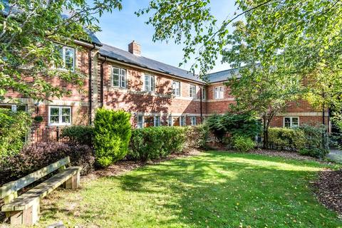 23 Bath Place, Winchester, SO22 5HH