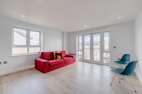 2 bedroom flat for sale, St Davids Square, London