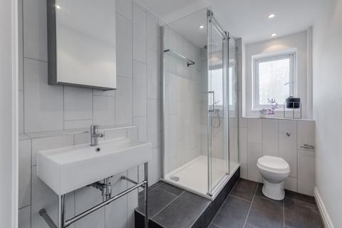 2 bedroom flat for sale, St Davids Square, London