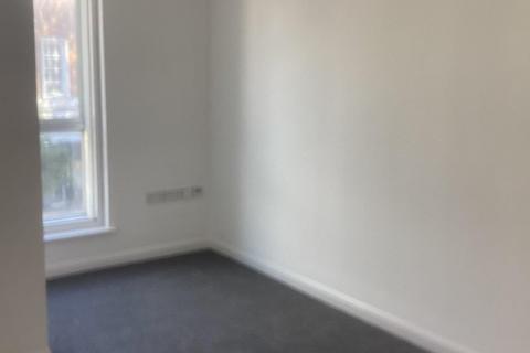 1 bedroom flat to rent, Guildhall Square, Carmarthen