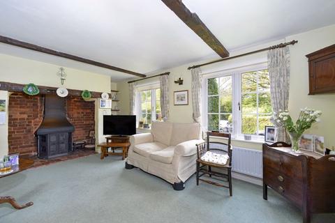 4 bedroom semi-detached house for sale, Guildford Road, Cranleigh