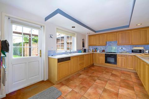 undefined, Guildford Road, Cranleigh, GU6