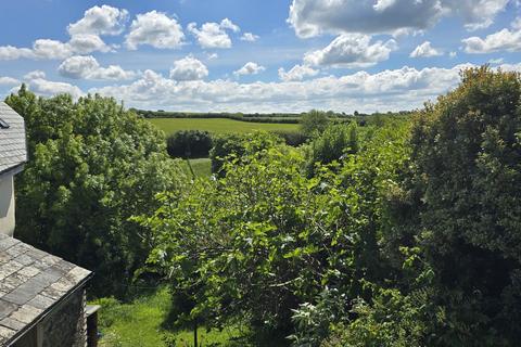 4 bedroom terraced house for sale, Fore Street, Hartland