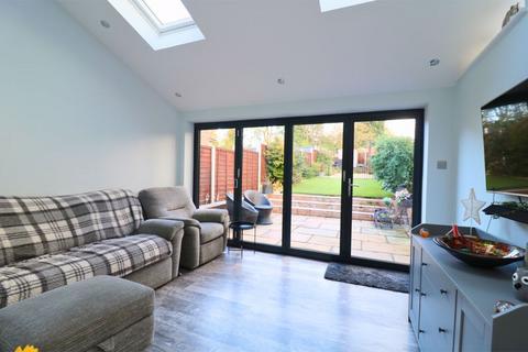 36 Burnside Gardens, Walsall, WS5 3LB