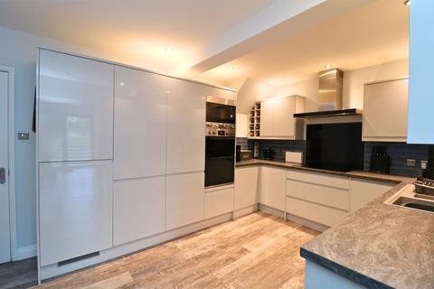 36 Burnside Gardens, Walsall, WS5 3LB