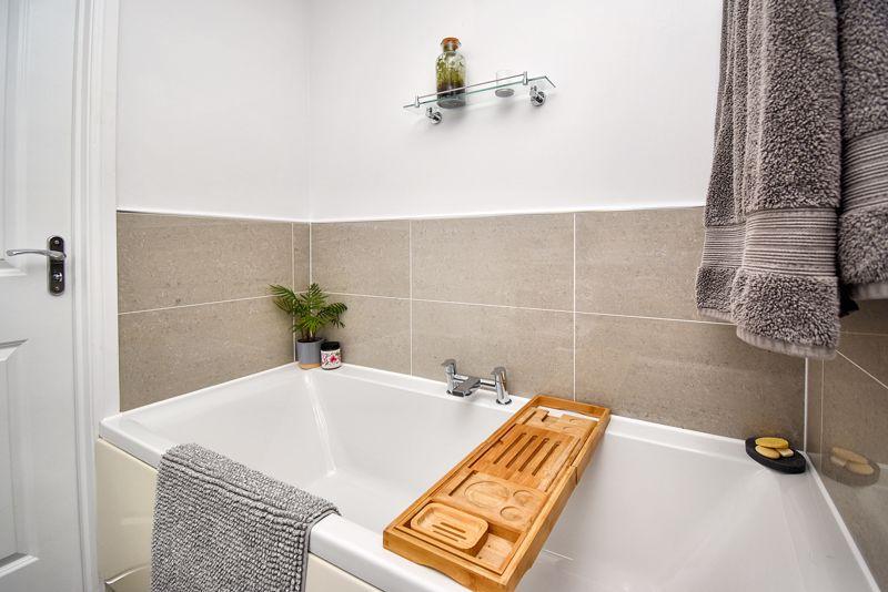 Bedroom 1 En-suite