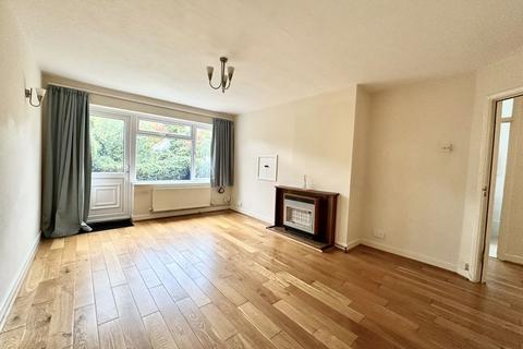 3 Hereford Close, Epsom, KT18 5DZ