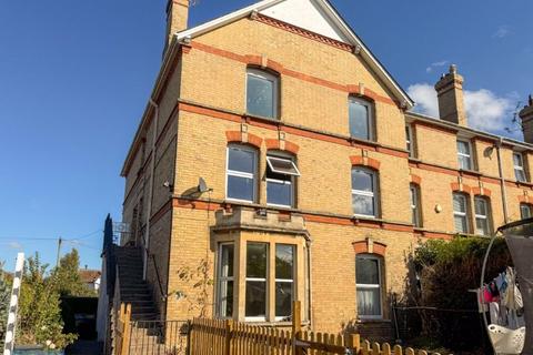 WELLINGTON ROAD
