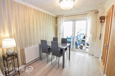 31 Keppel View Road, Rotherham, S61 2AR