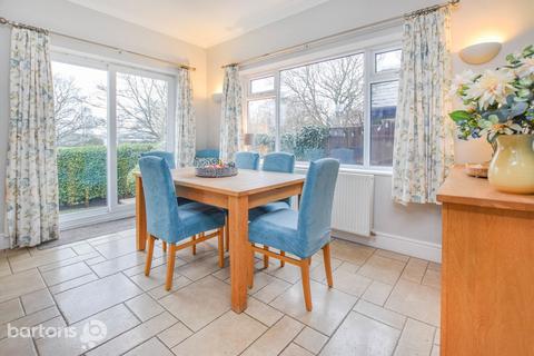 5 bedroom semi-detached house for sale, Herringthorpe Valley Road, Rotherham