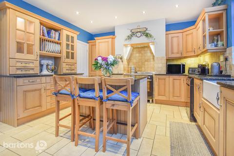 5 bedroom semi-detached house for sale, Herringthorpe Valley Road, Rotherham