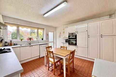 4 bedroom detached bungalow for sale, Mordaunt Drive, Four Oaks, Sutton Coldfield, B75 5PT