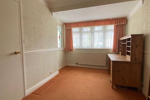 35 Mordaunt Drive, Sutton Coldfield, B75 5PT