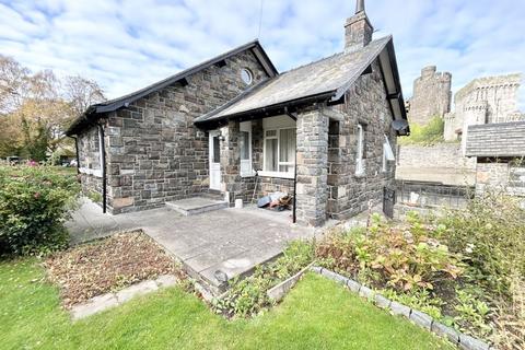 3 bedroom detached house for sale, Benarth Road, Conwy