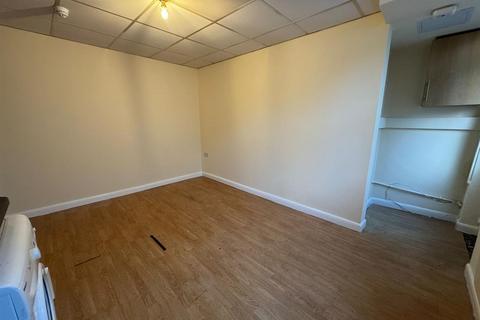 1 bedroom flat to rent, Flat 8 King Edward House, King Edward Street