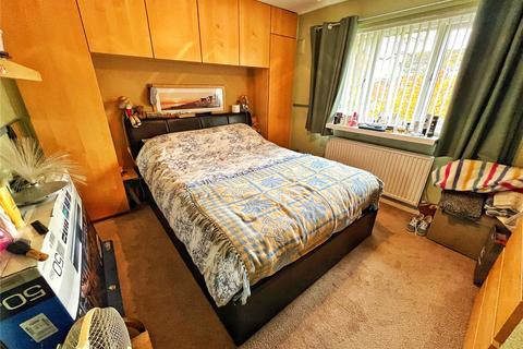 3 bedroom terraced house for sale, Newmarket Road, Ashton-under-Lyne, Greater Manchester, OL7