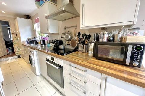 2 bedroom terraced house for sale, Victoria Street, Dunstable