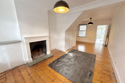 2 bedroom terraced house for sale, Victoria Street, Dunstable