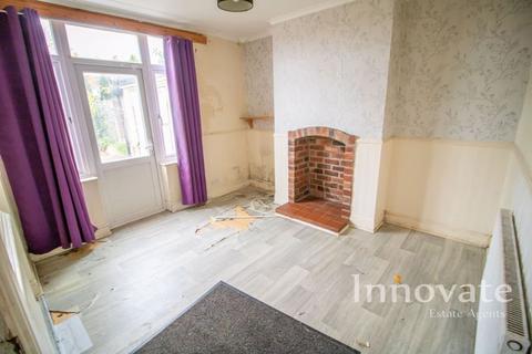 3 bedroom semi-detached house for sale, Uplands Avenue, Rowley Regis B65